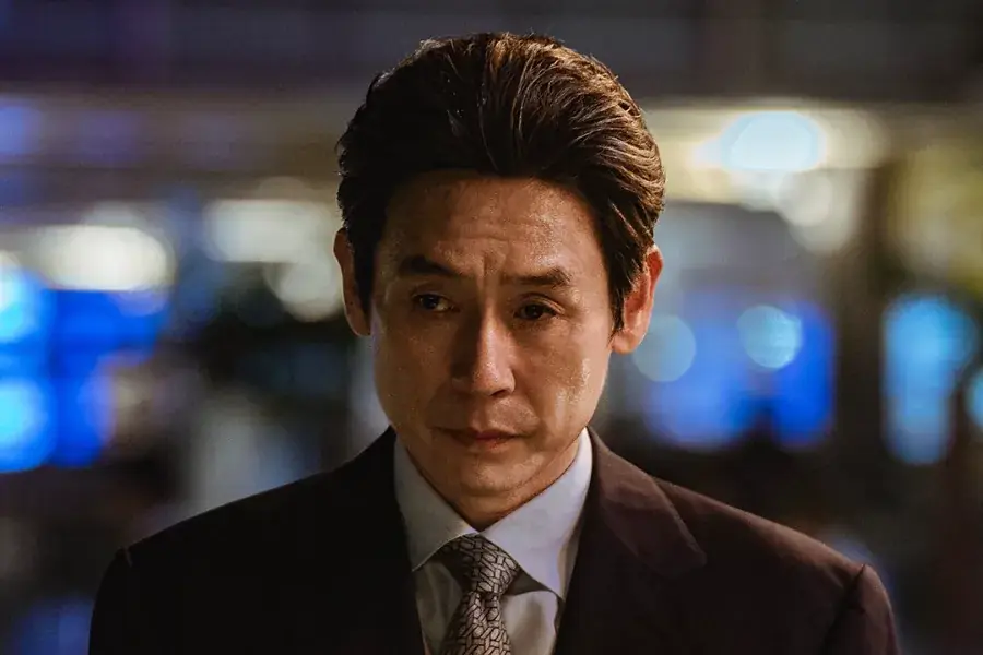Sul Kyung Gu Is A Socially Detached Neurosurgeon In Upcoming Drama “Hyper Knife” 그림