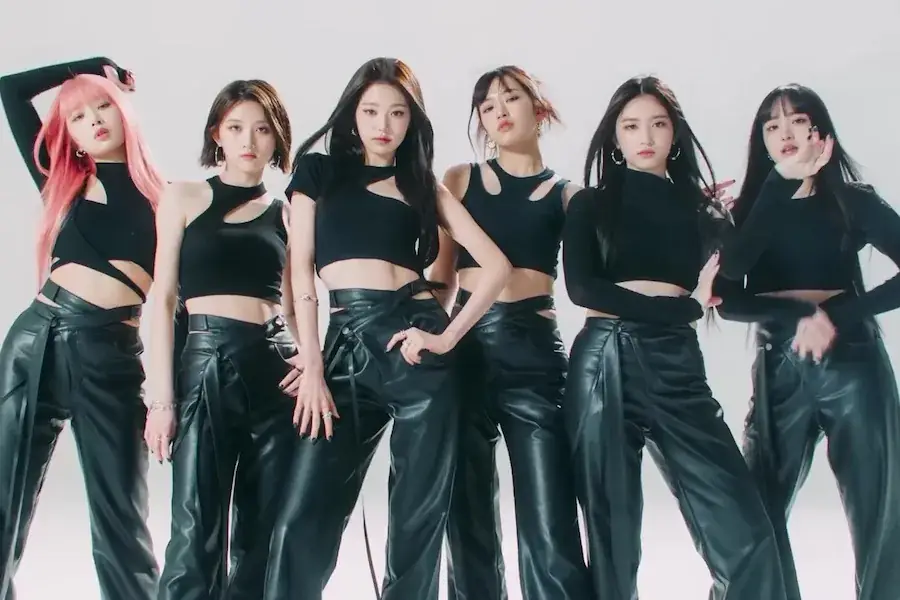 Watch: IVE Is Sleek And Charismatic In Bold Comeback MV For "I AM" 주요 이미지